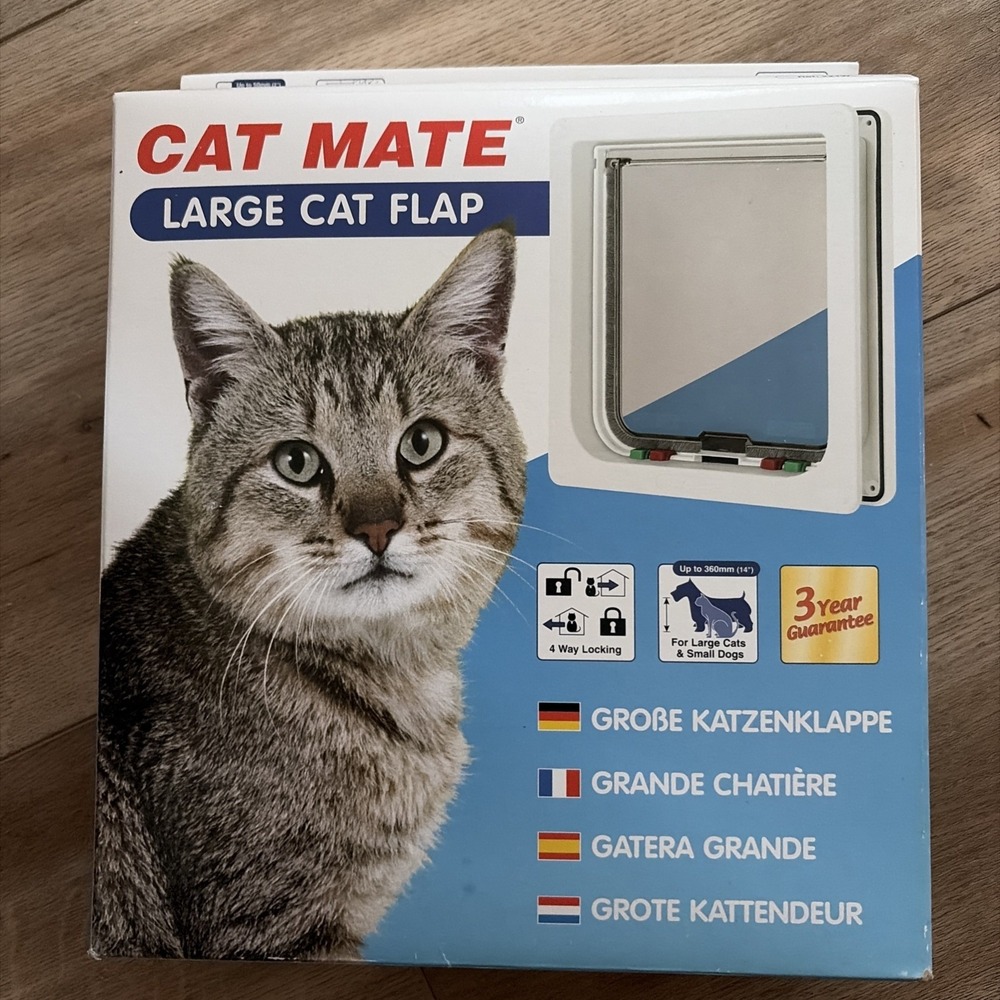Cat Mate Large Med Small 4 Way Locking Cat Dog Flap Pet Mate - 221 235 White
